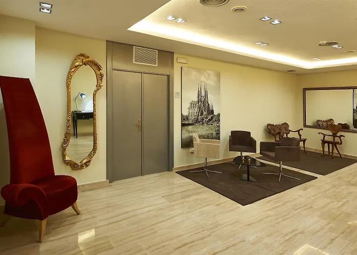 Hesperia Barri Gotic 3* برشلونة