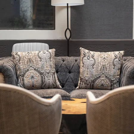 Hesperia Barri Gotic