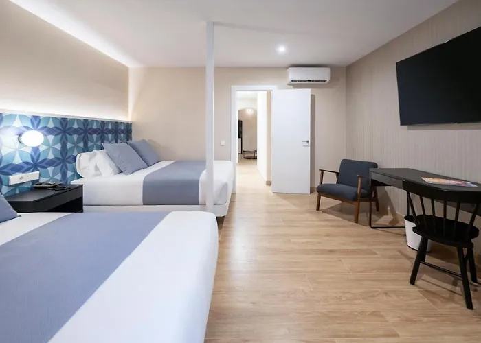 Hotel Hesperia Barri Gotic 3*