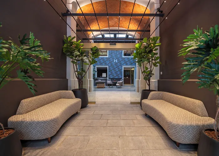 Hotel Hesperia Barri Gotic 3*