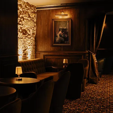 Hotel Hesperia Barri Gotic 3*